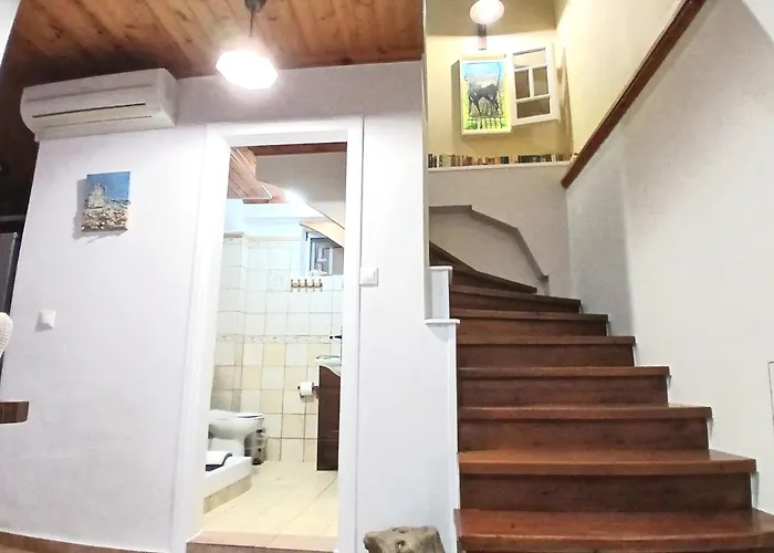 Hellenes House