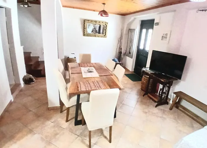 Hellenes House